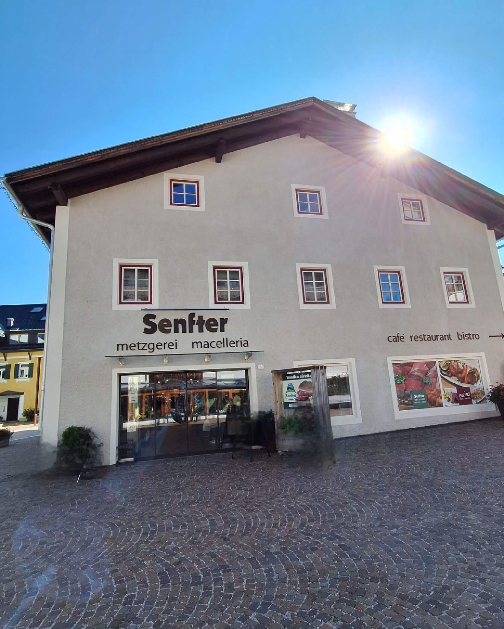 Die Metzgerei Senfter in Innichen von außen